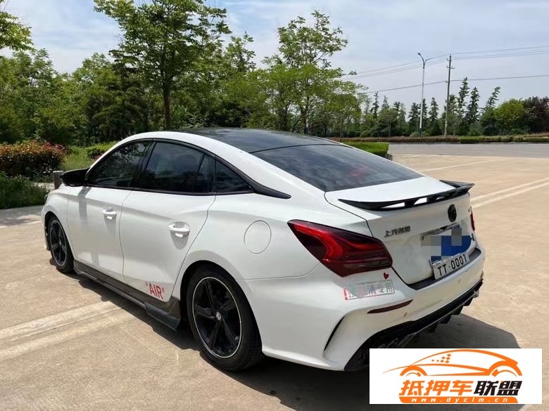  22年名爵5轎車 