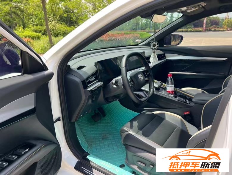  22年名爵5轎車 
