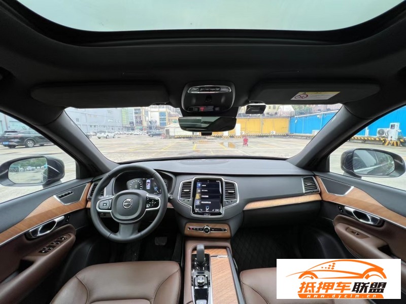  22年沃爾沃XC90轎車 