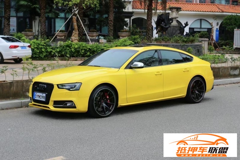  12年奧迪S5轎車 