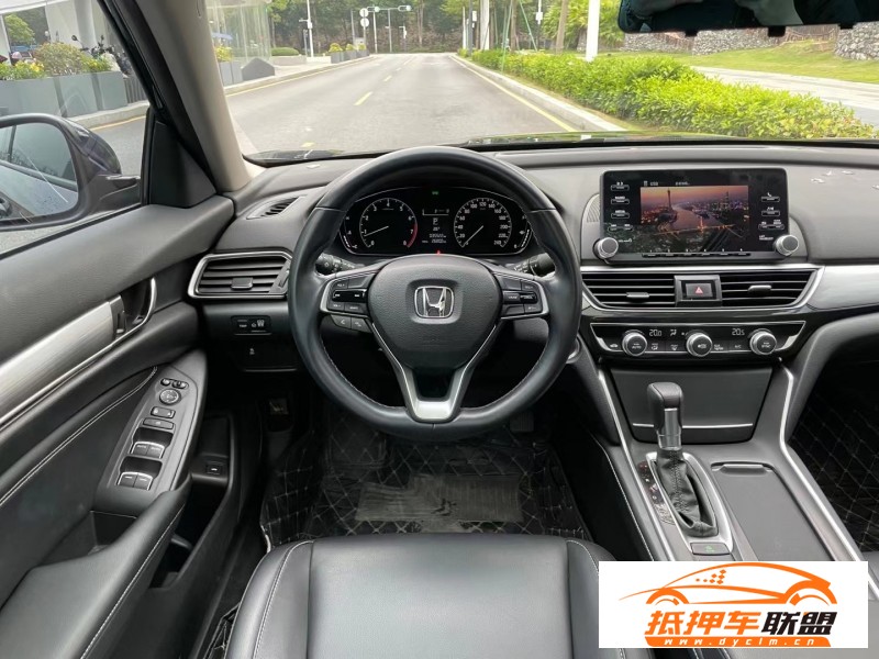  20年本田英詩派轎車 