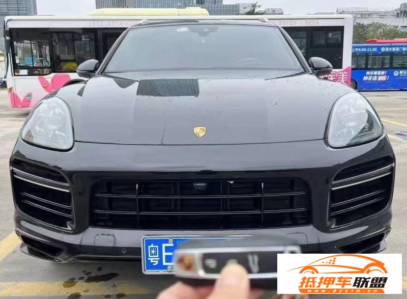  21年保時(shí)捷卡宴轎車 