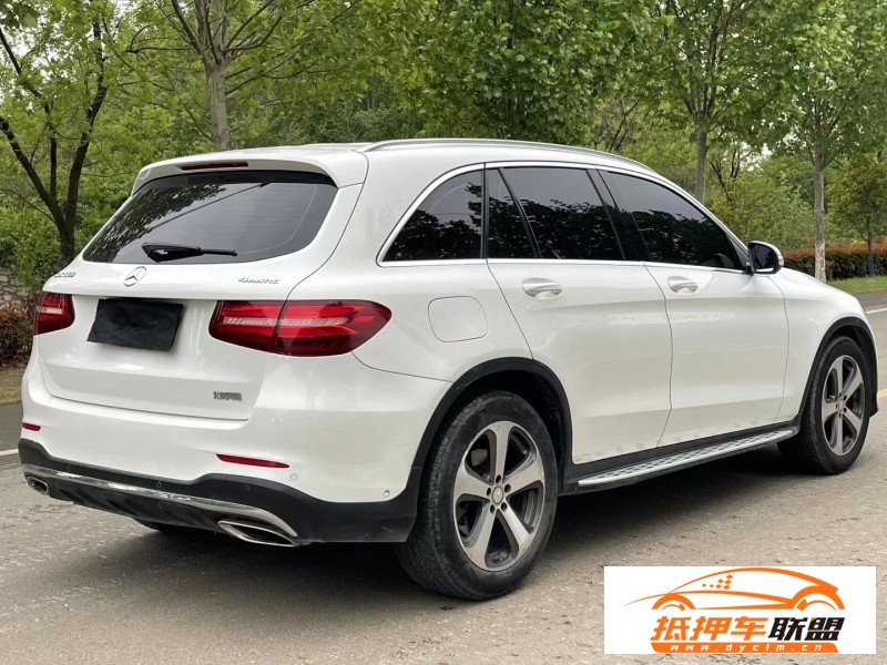  17年奔馳GLC轎車 