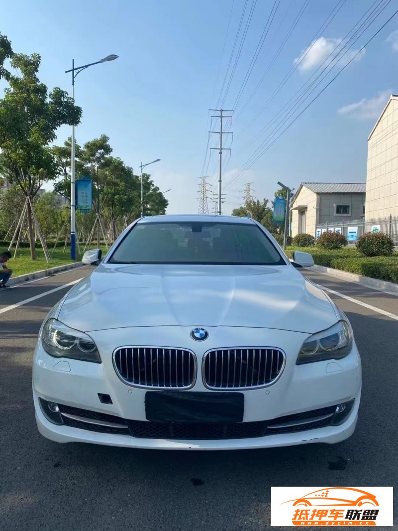  13年寶馬5系轎車 