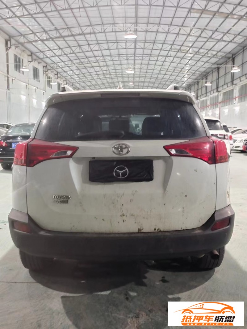  15年豐田RAV4SUV 