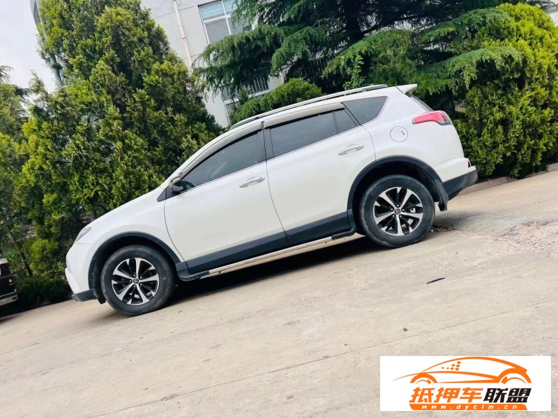  18年豐田RAV4SUV 