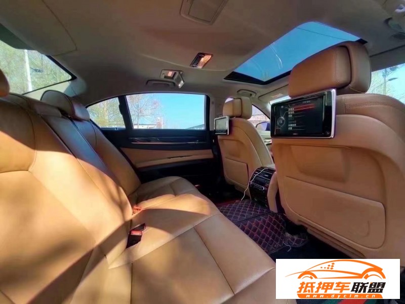 15年寶馬7系轎車 