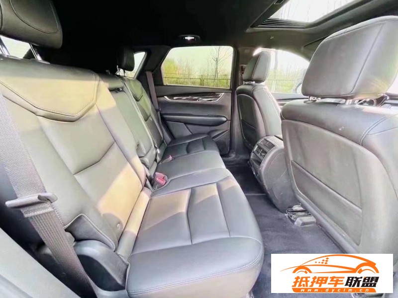  18年凱迪拉克XT5轎車 