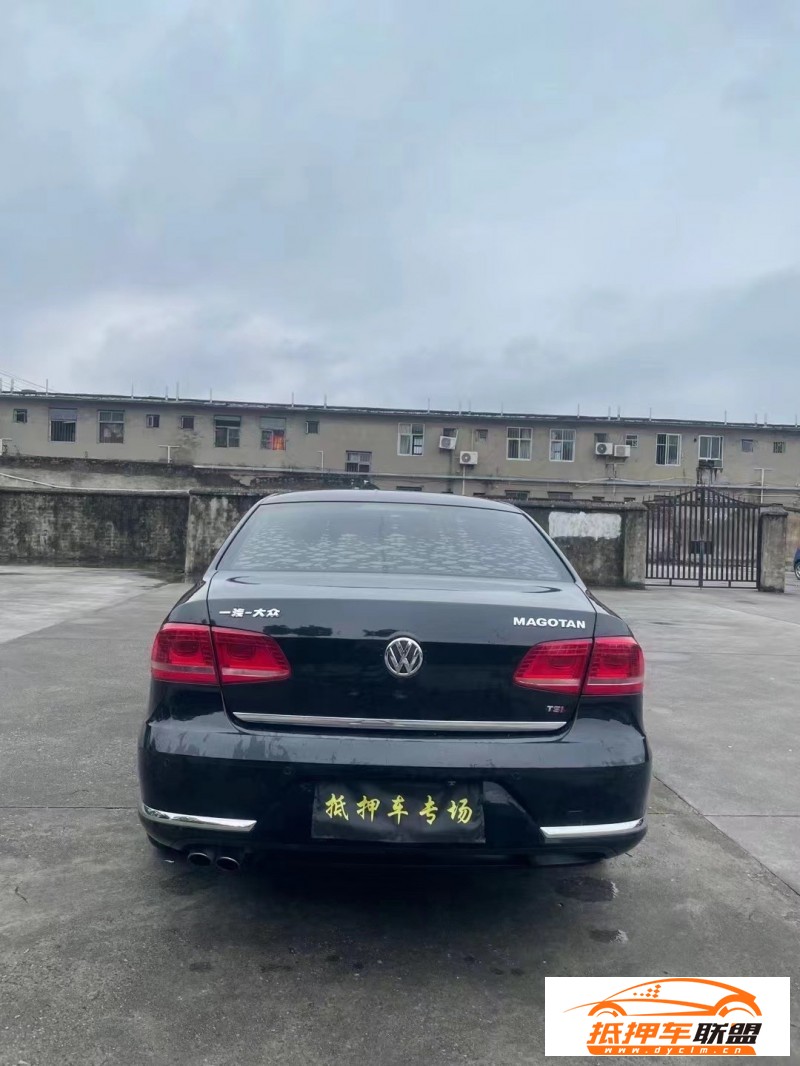  16年大眾邁騰轎車 