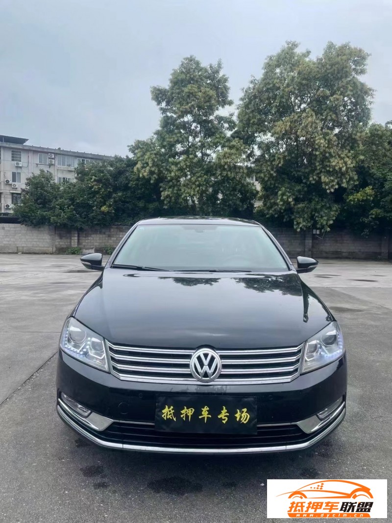  16年大眾邁騰轎車 
