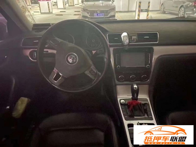 14年大眾帕薩特轎車 