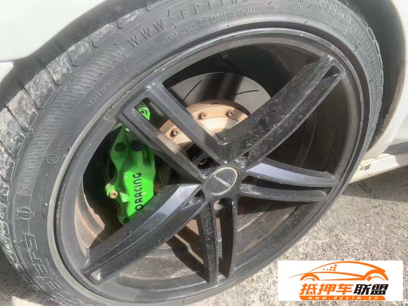  10年大眾高爾夫轎車 