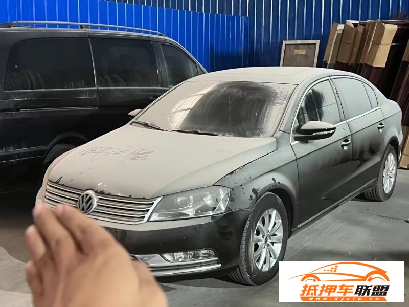  16年大眾邁騰轎車 
