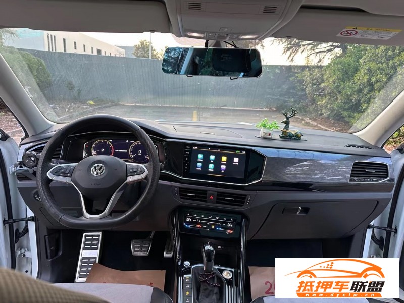  21年大眾探岳轎車 