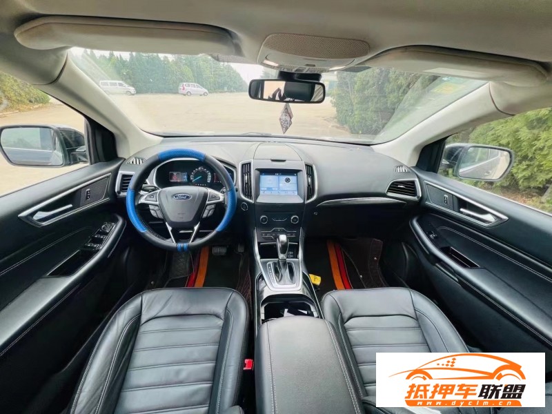  17年福特銳界轎車 