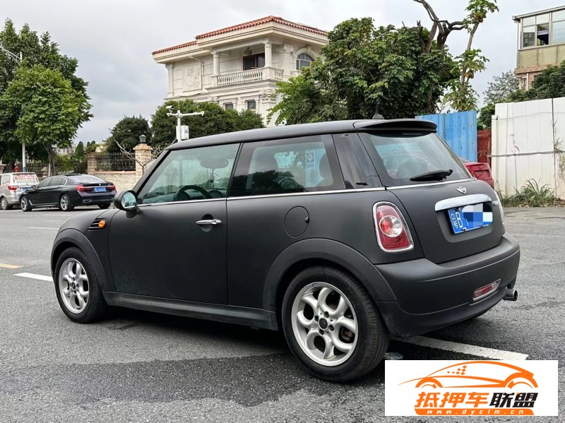  13年寶馬MINI轎車 