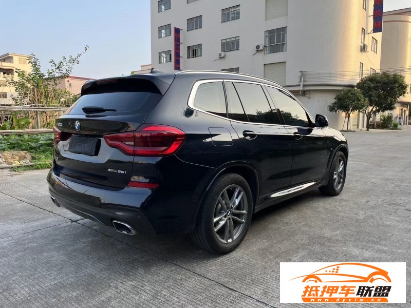 21年寶馬X3轎車 