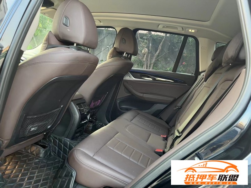  21年寶馬X3轎車 