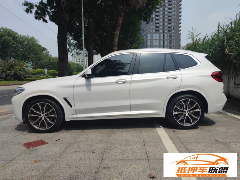  21年寶馬X3轎車 