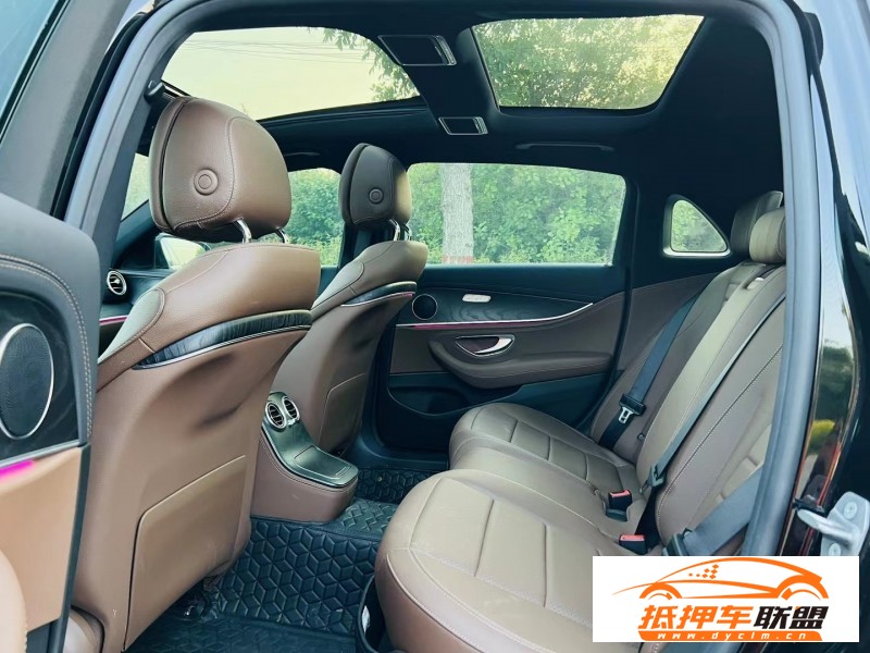  22年奔馳E轎車 