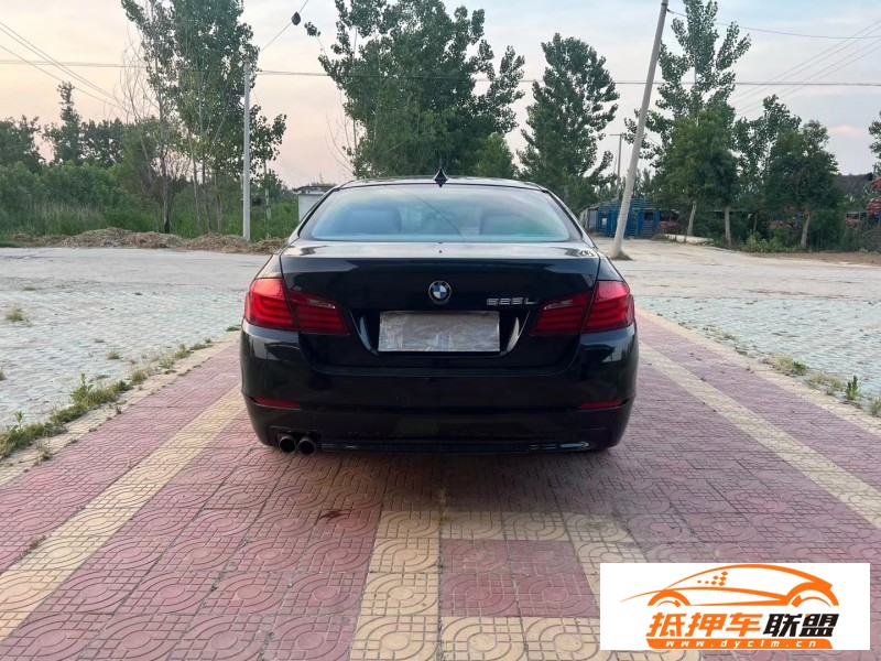 11年寶馬5系轎車 