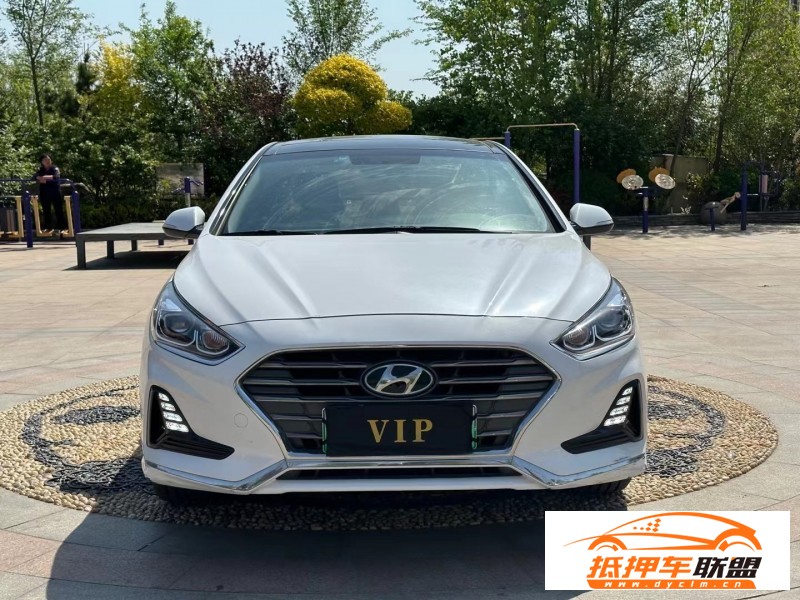  21年現(xiàn)代索納塔轎車 