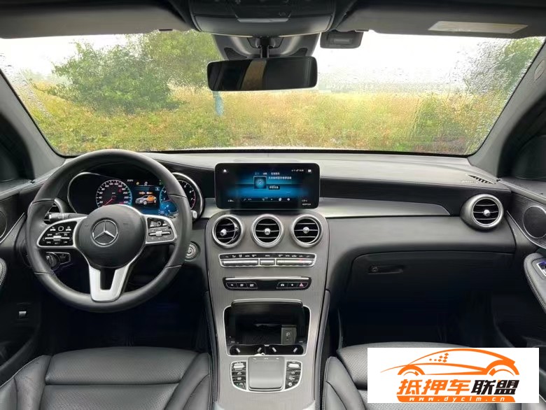  21年奔馳GLC轎車 