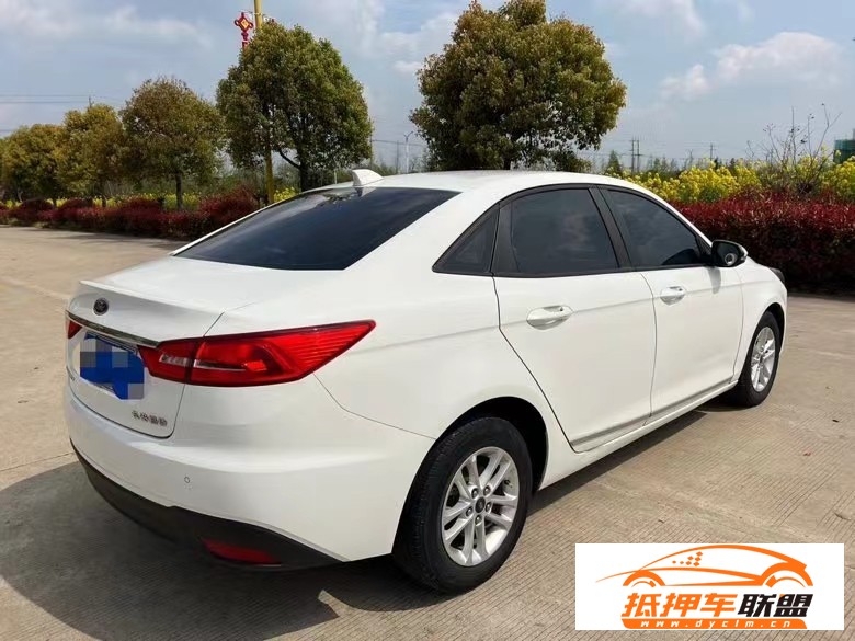  19年福特福睿斯轎車 