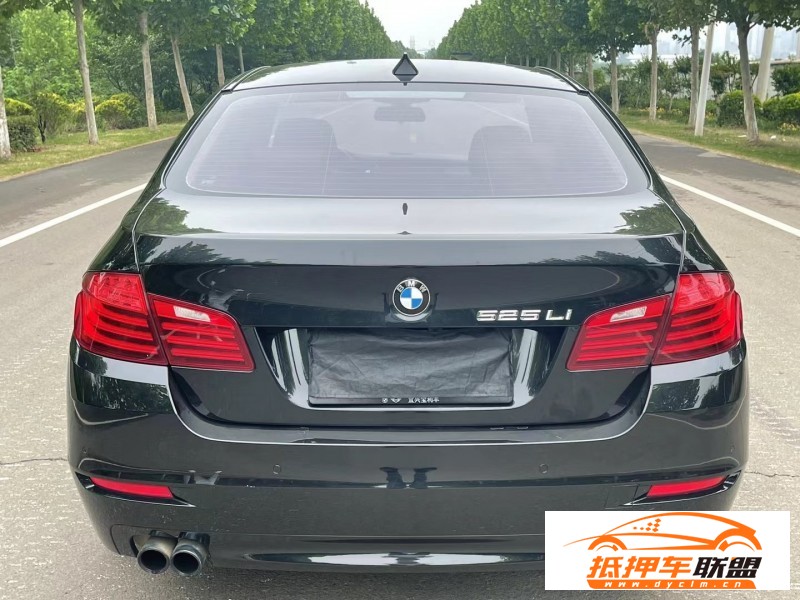  16年寶馬5系轎車 
