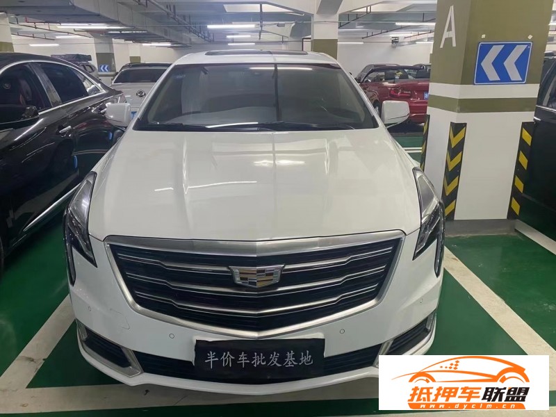  18年凱迪拉克XTS轎車 