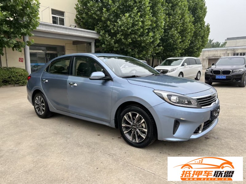  18年起亞福瑞迪轎車 