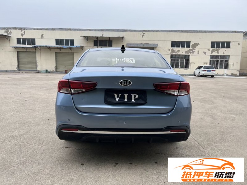  18年起亞福瑞迪轎車 
