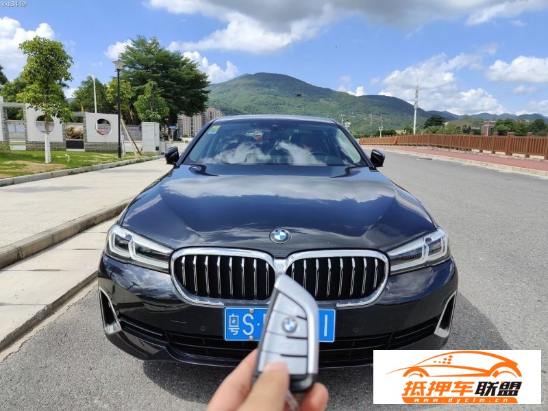  21年寶馬5系轎車 