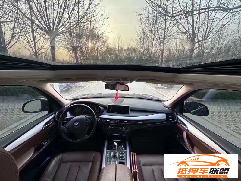  15年寶馬X5轎車 