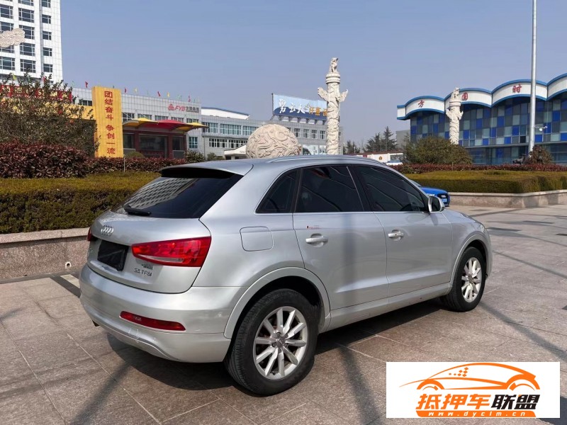  14年奧迪Q3轎車 
