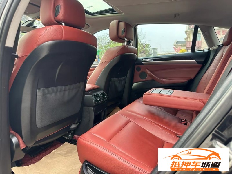  13年寶馬X6轎車 