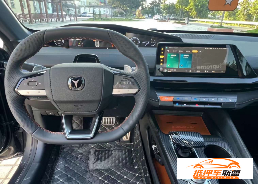 23年長安UNI-V 1.5T自動高配長安轎車 長安UNI-V