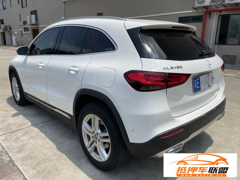 21年奔馳GLA轎車 