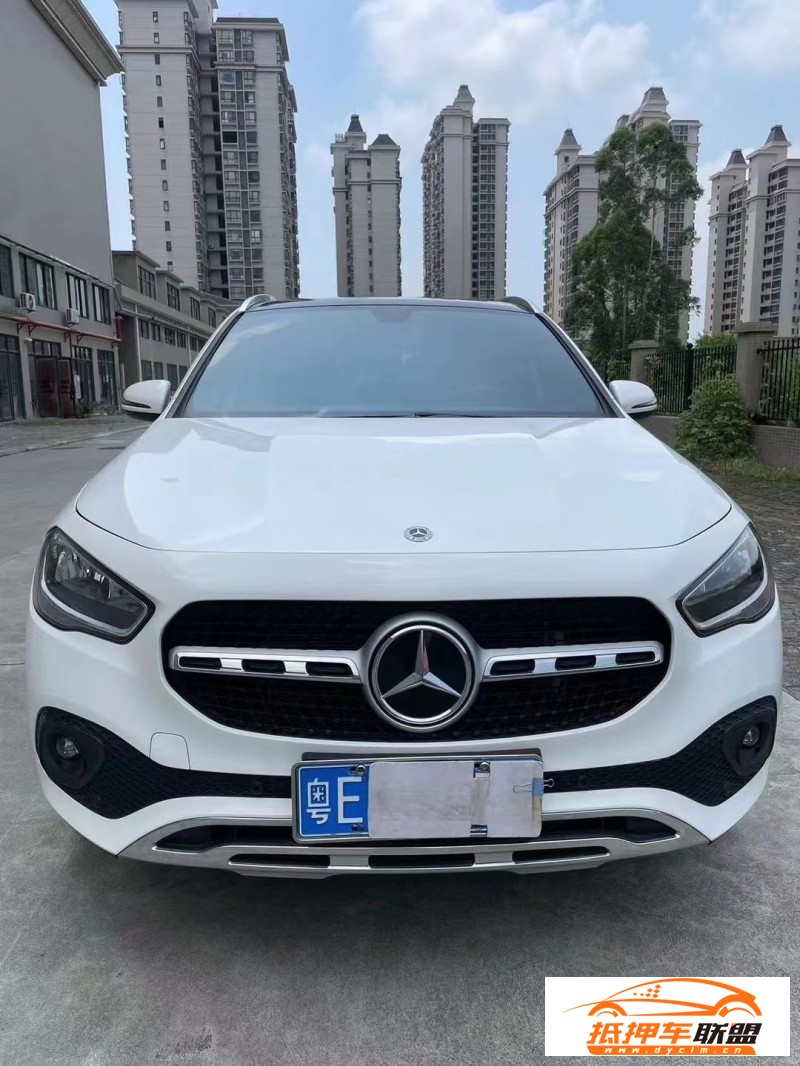  21年奔馳GLA轎車 