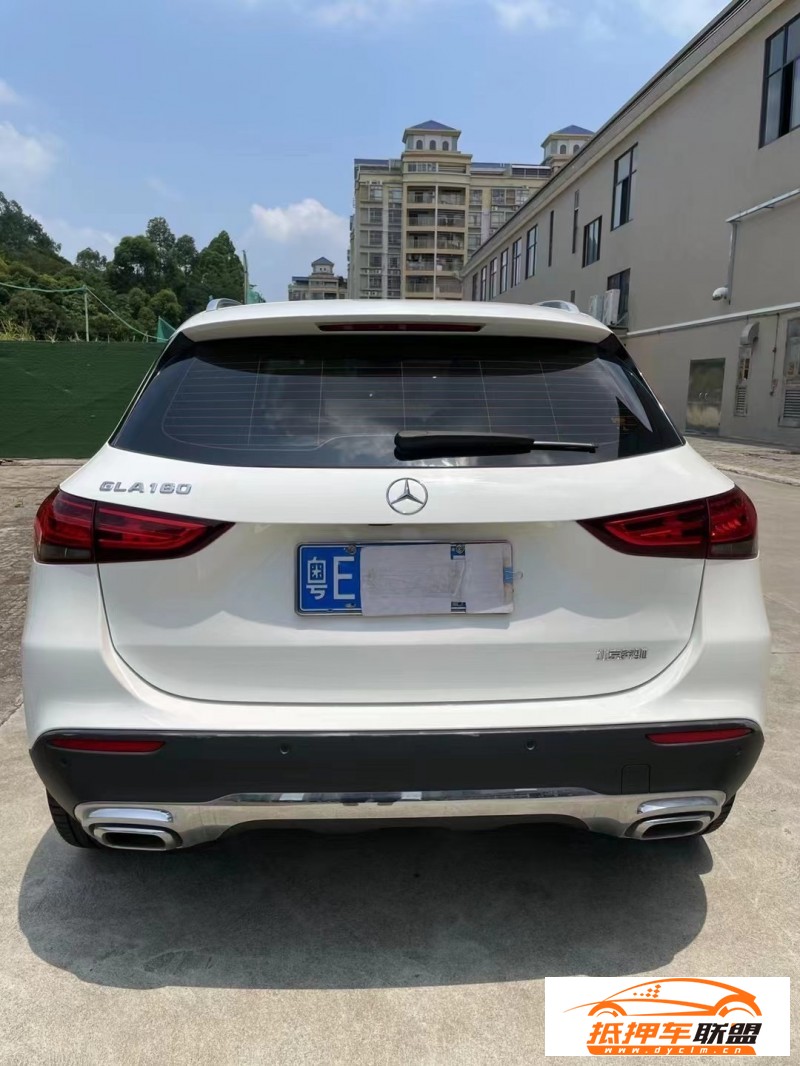  21年奔馳GLA轎車 