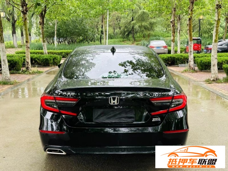  23年本田雅閣轎車 