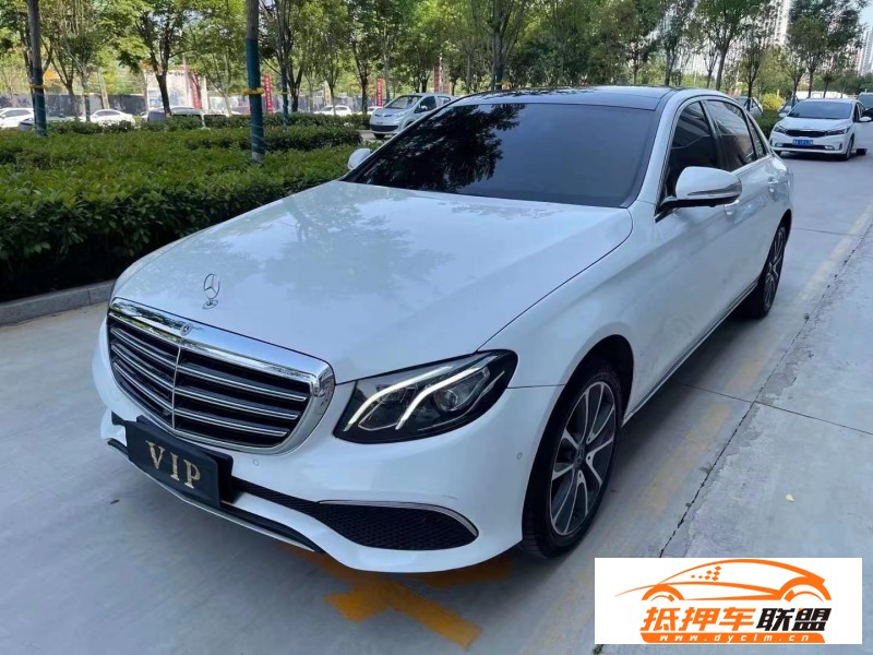  20年奔馳E轎車 