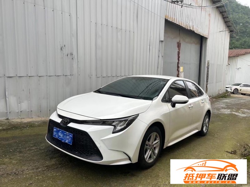  21年豐田雷凌轎車 