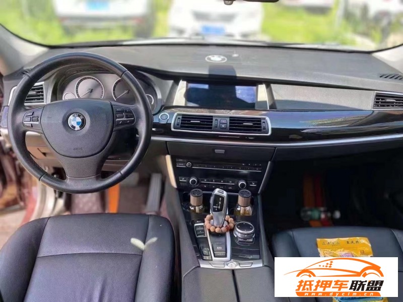  14年寶馬5系GT轎車 