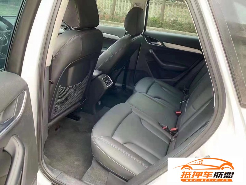  16年奧迪Q3轎車 