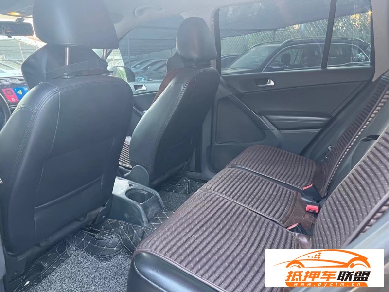  15年大眾途觀轎車 