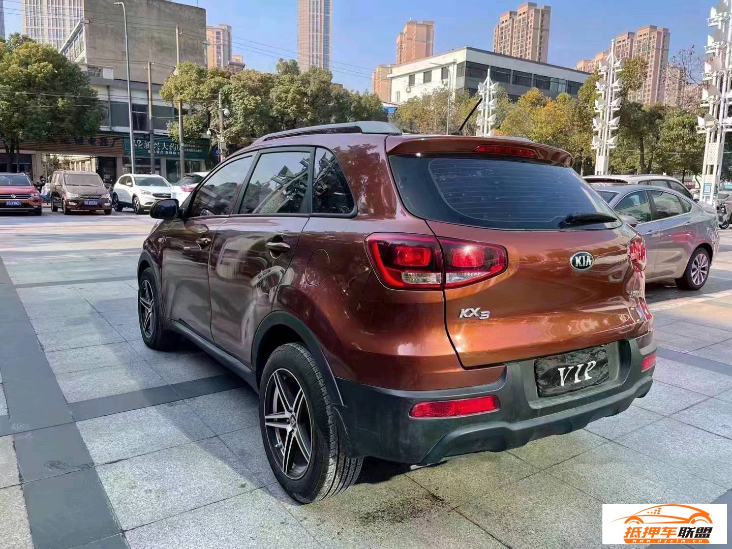 起亞KX3