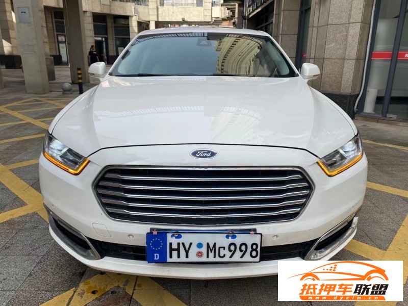  18年福特金牛座轎車 