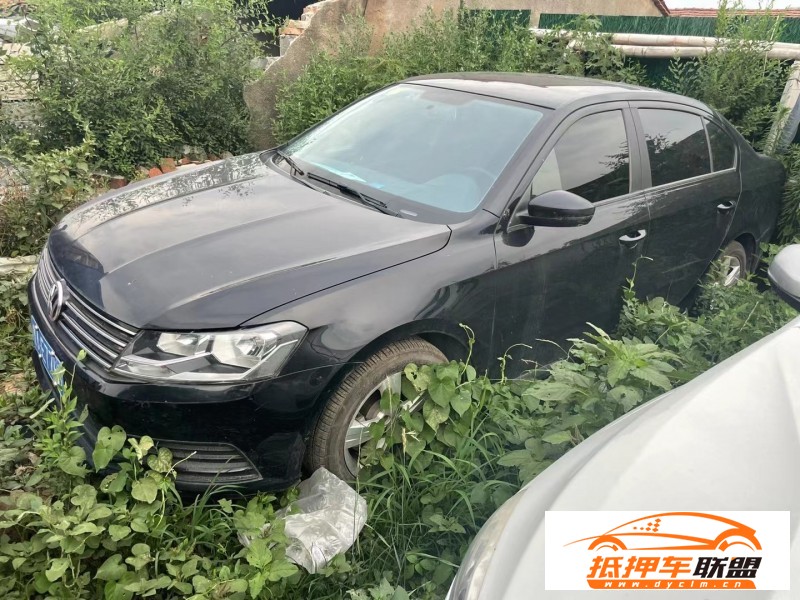  17年大眾朗逸轎車 