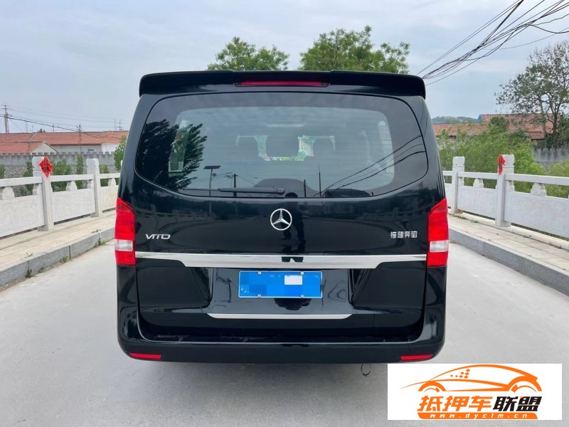  17年奔馳威霆MPV 